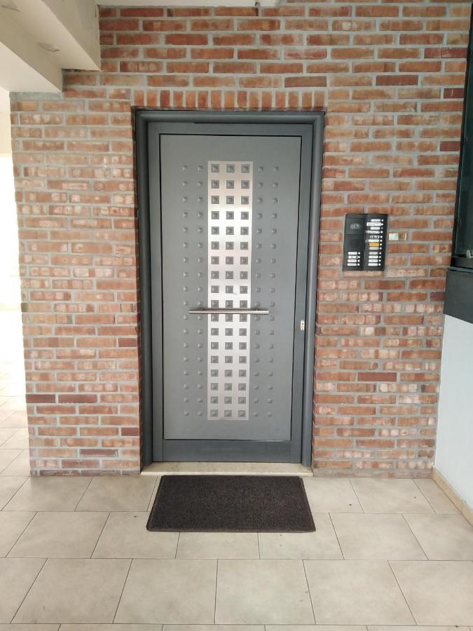 Hommie Apartment Amaliada Bagian luar foto